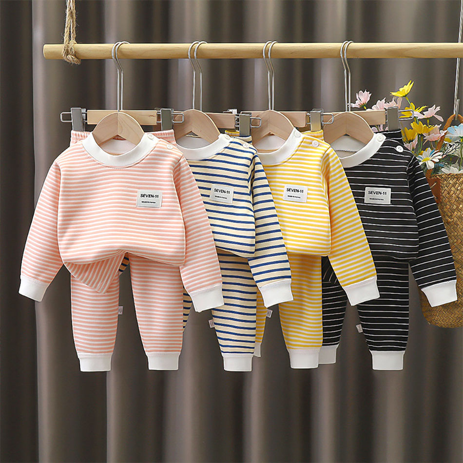Fleece Lined Baby Clothing Set - đánh giá và giá Baby Sleep Suit